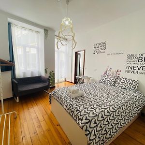 Studio met een King Size Bed